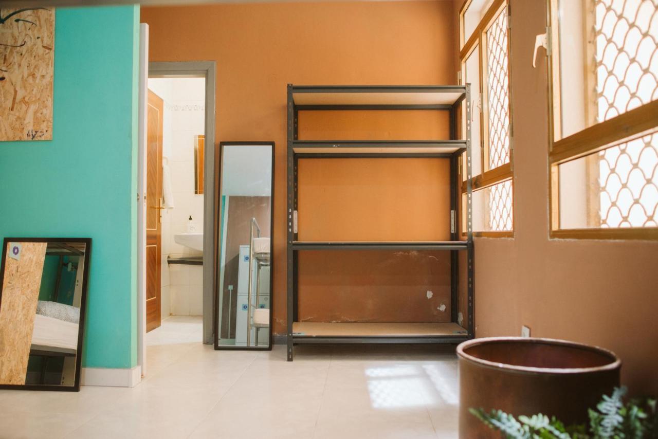 Kyo Surf Hostel *