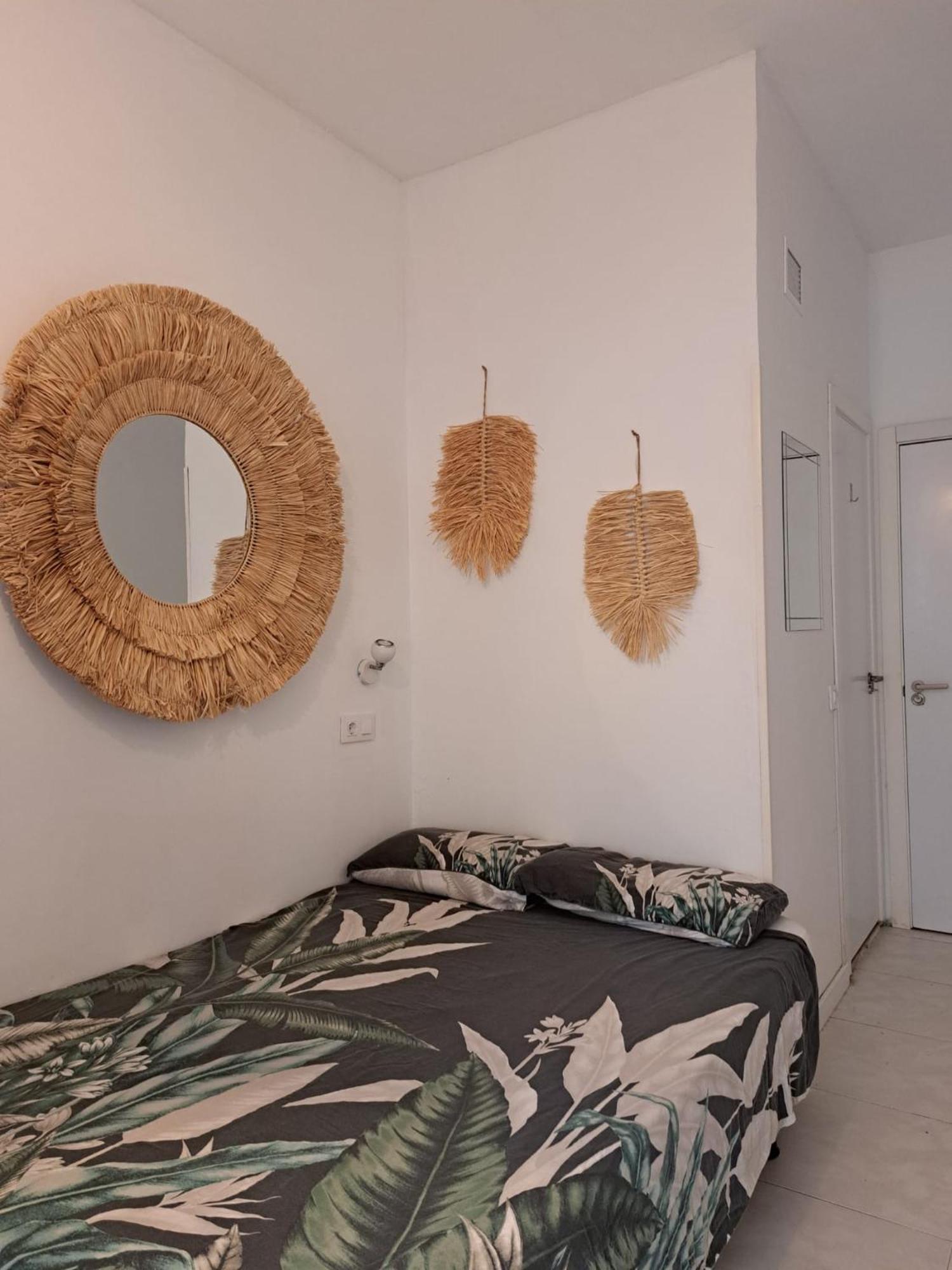 Kyo Surf Hostel *